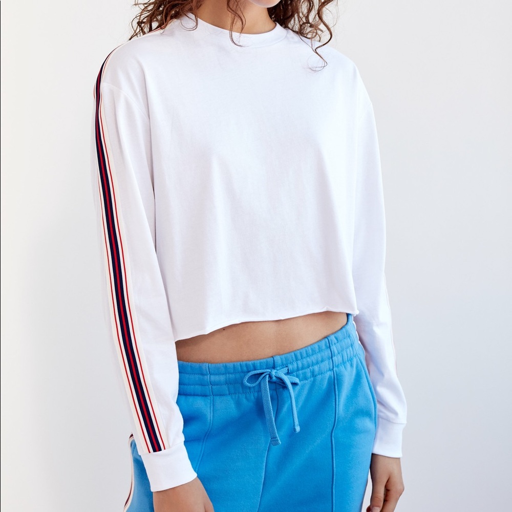 Aritzia TNA Long sleeve